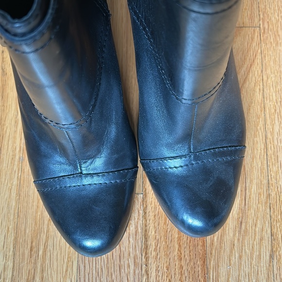 Black cropped boots, Sam Edleman 8, soft leather, barely worn, nice heel - Picture 6 of 6